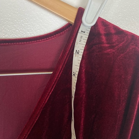 Zomva Wrap Velvet Maxi Dress Plus Size XL Color Burgundy Long Sleeve NWT - Picture 6 of 9